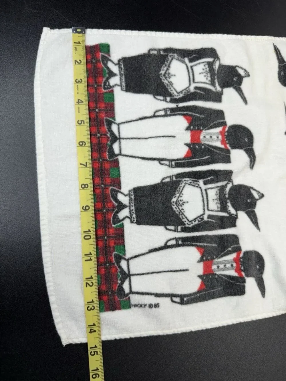 2 Vintage Christmas Penguins Black Tie Hand Dish Kitchen Towels Cannon